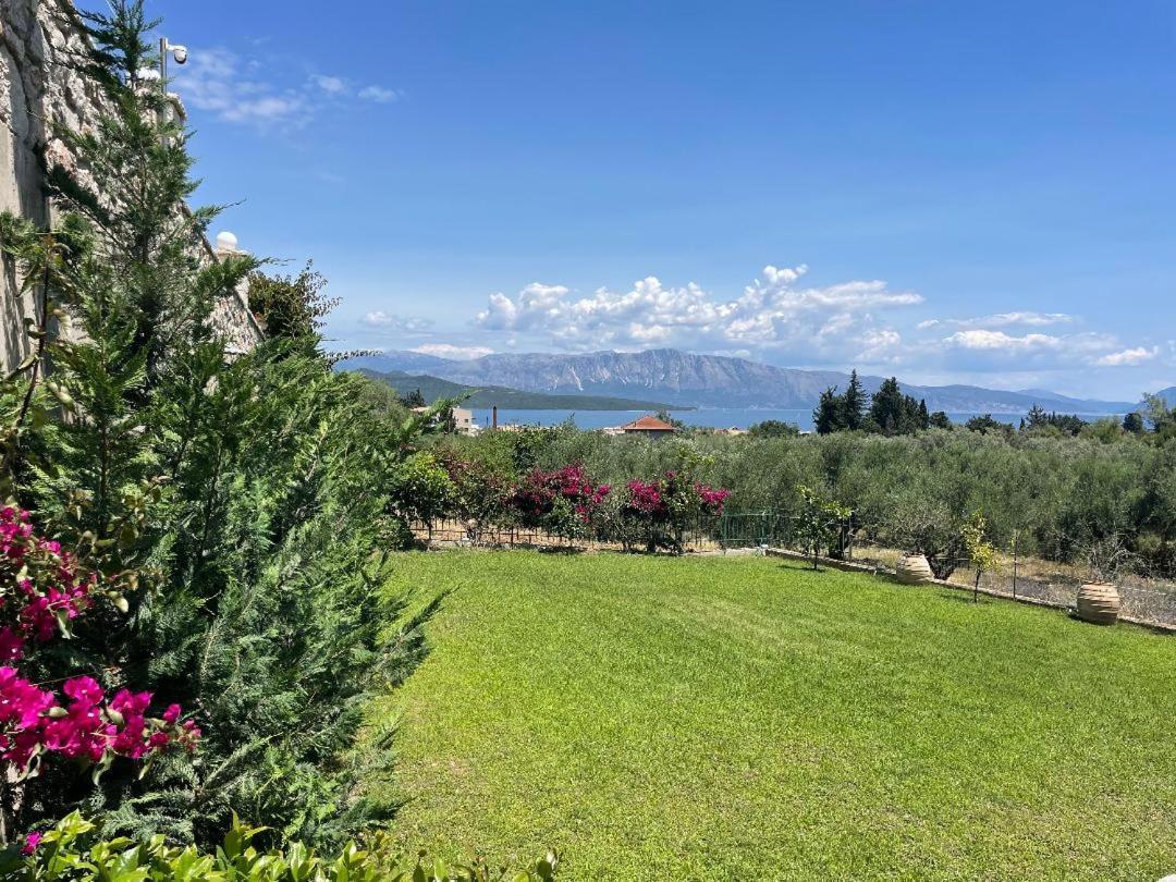 Villa Diana Nikiana Esterno foto